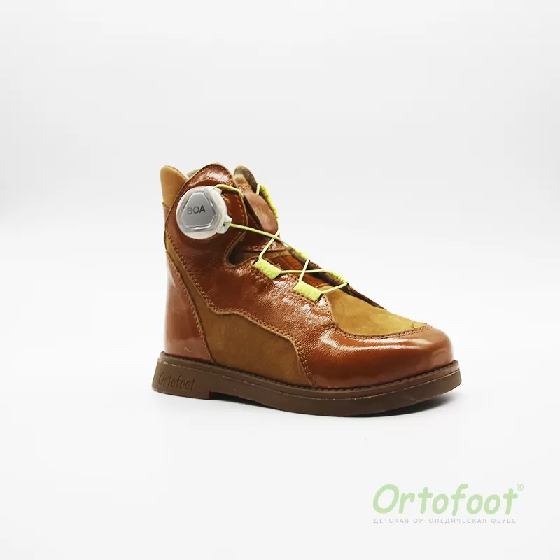 Дитячі ортопедичні черевики 620 BOA на флісі рудого кольору Ortofoot